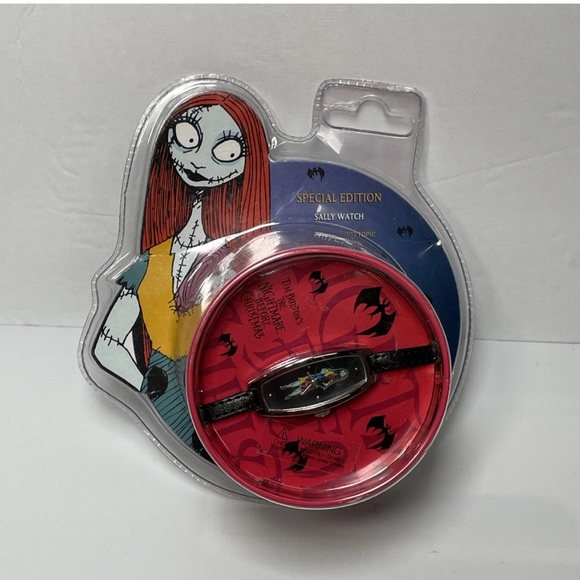 Nightmare Before Christmas Sally Watch Collectible Hot Topic Exclusive Tin NEW - Picture 1 of 2